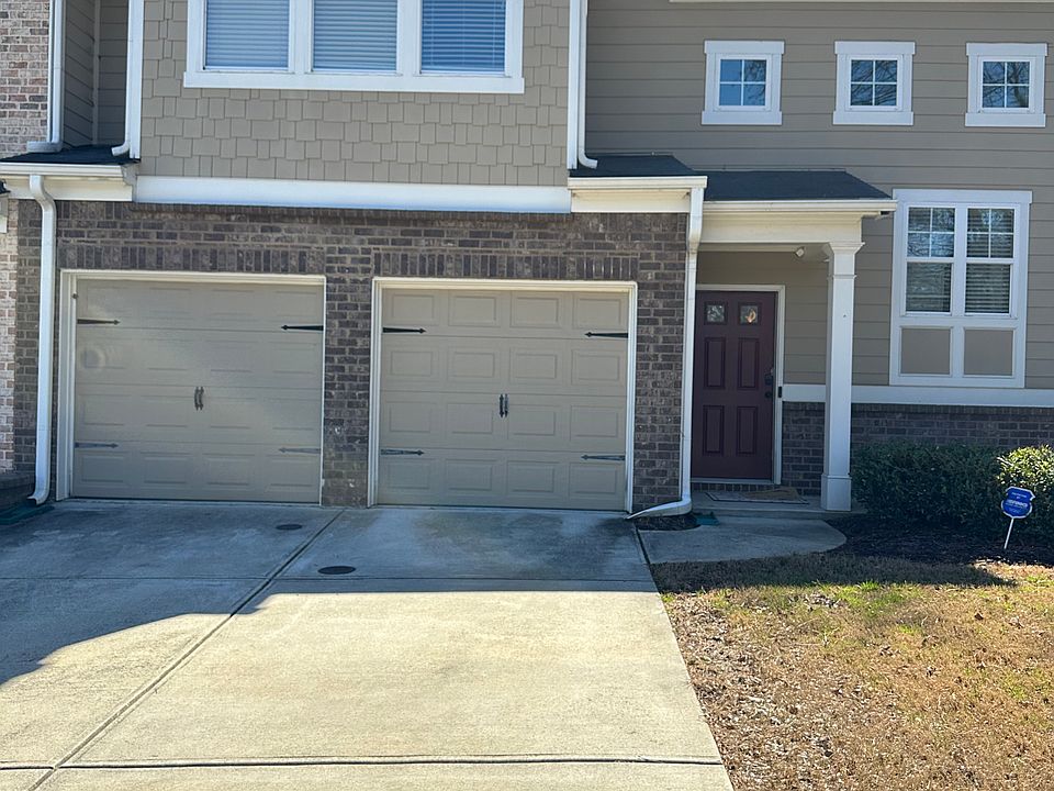 2 Car Garage Front View