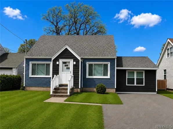 1882 Como Park Blvd, Lancaster, NY 14086