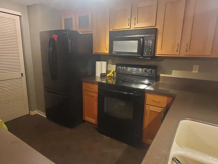 270 E Highland Ave #423 — Photo 8