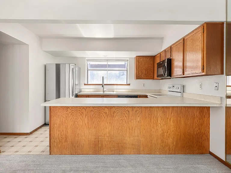 932 E Ellsworth Ave #A — Photo 10
