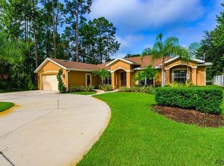 8 Point Of Woods Dr, Palm Coast, FL 32164