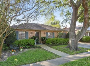 4524 Neyrey Dr, Metairie, LA 70002