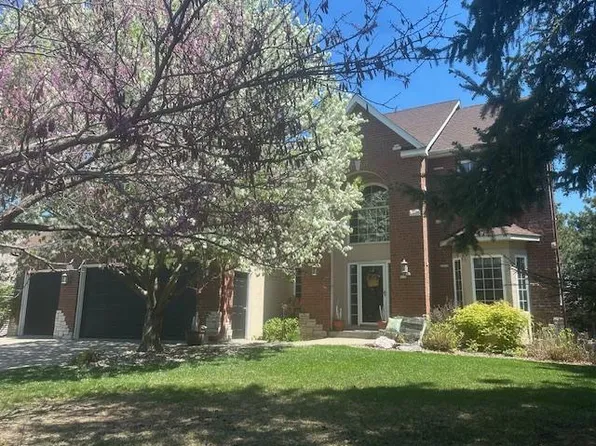 8197 Drexel Ct, Eden Prairie, MN 55347