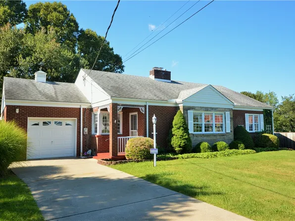 436 Center Rd, Monaca, PA 15061