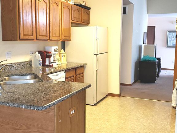 5th image of 21506 W Basswood Ln