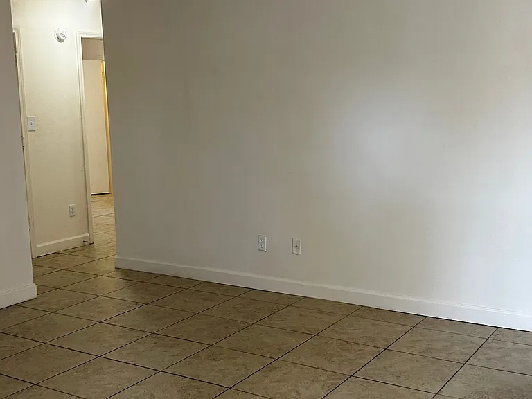 54 Blue Echo Ct — Photo 2