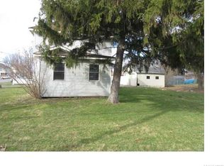 2203 Judge Rd, Oakfield, NY 14125