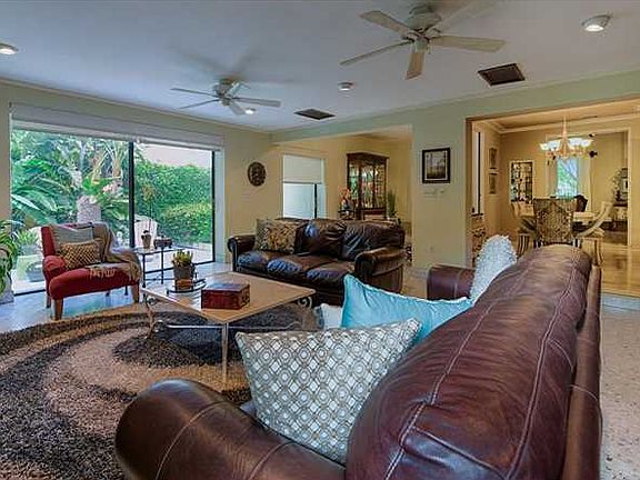 2nd image of 4411 Nautilus Dr
