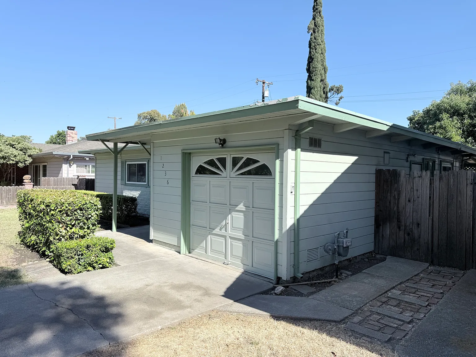 2 bed, 914 sqft, $2,150 — Photo 3