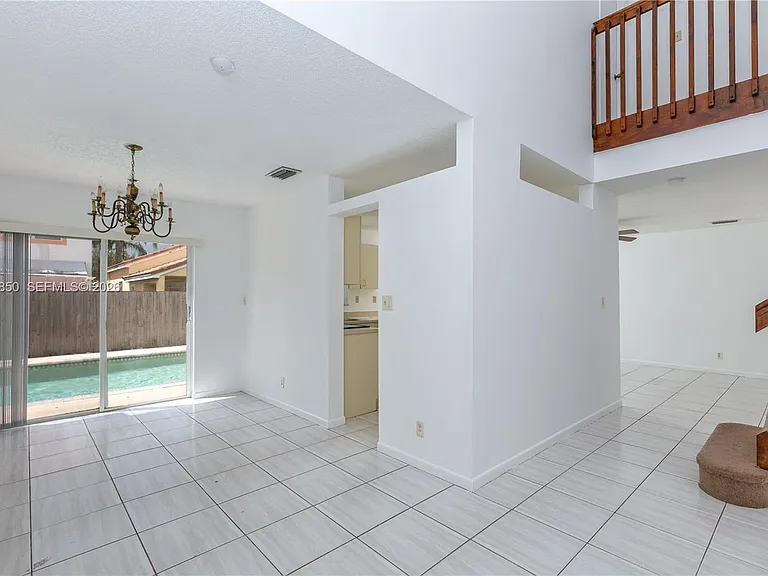 2592 W Saratoga Dr — Photo 12