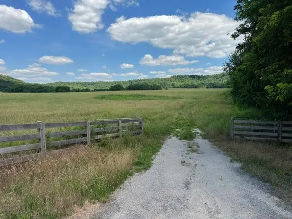 TRACT 8 N #L, Horse Cave, KY 42749