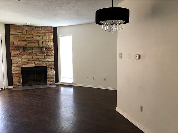 5th image of 9829 Walnut St APT O104
