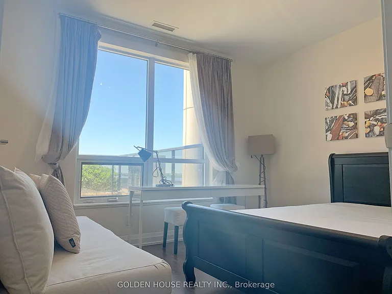 5 Sheppard Ave E #1718 — Photo 15