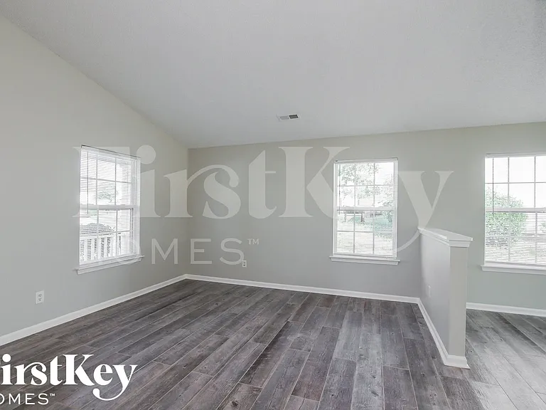 9610 Rau Ct — Photo 9