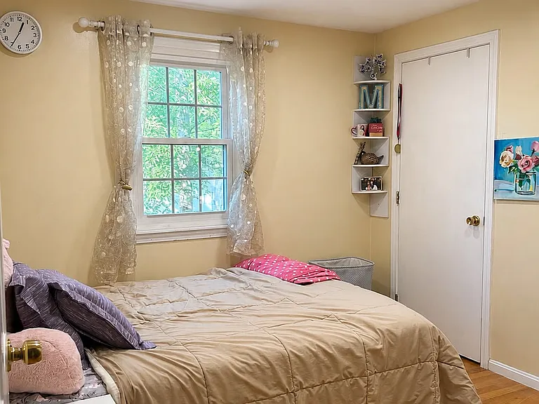 18 Harvest Rd — Photo 10