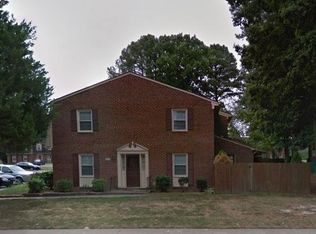 391 Circuit Ln UNIT D, Newport News, VA 23608
