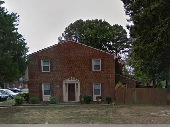 391 Circuit Ln Unit D, Newport News, VA 23608