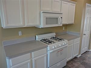 5th image of 2112 Sophie Ln