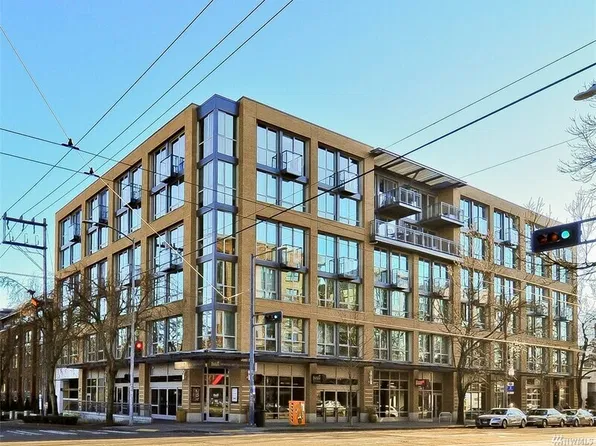 530 Broadway Ave E #215, Seattle, WA 98102