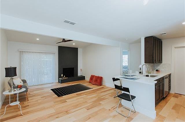 1st image of 8104A Ceberry Dr