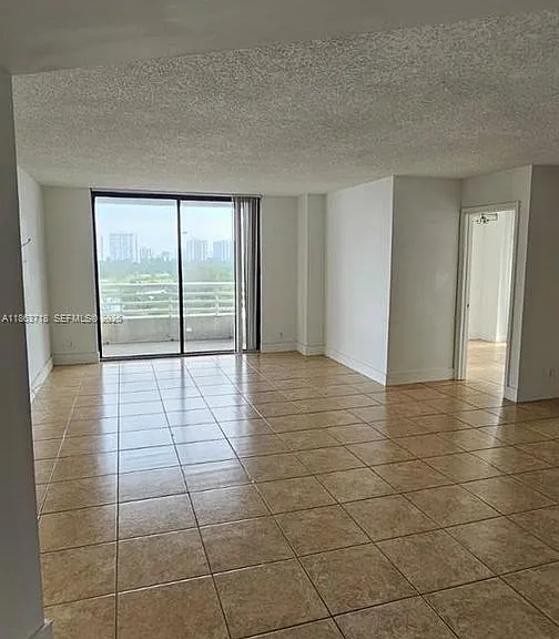 3300 NE 192nd St #1012 — Photo 7