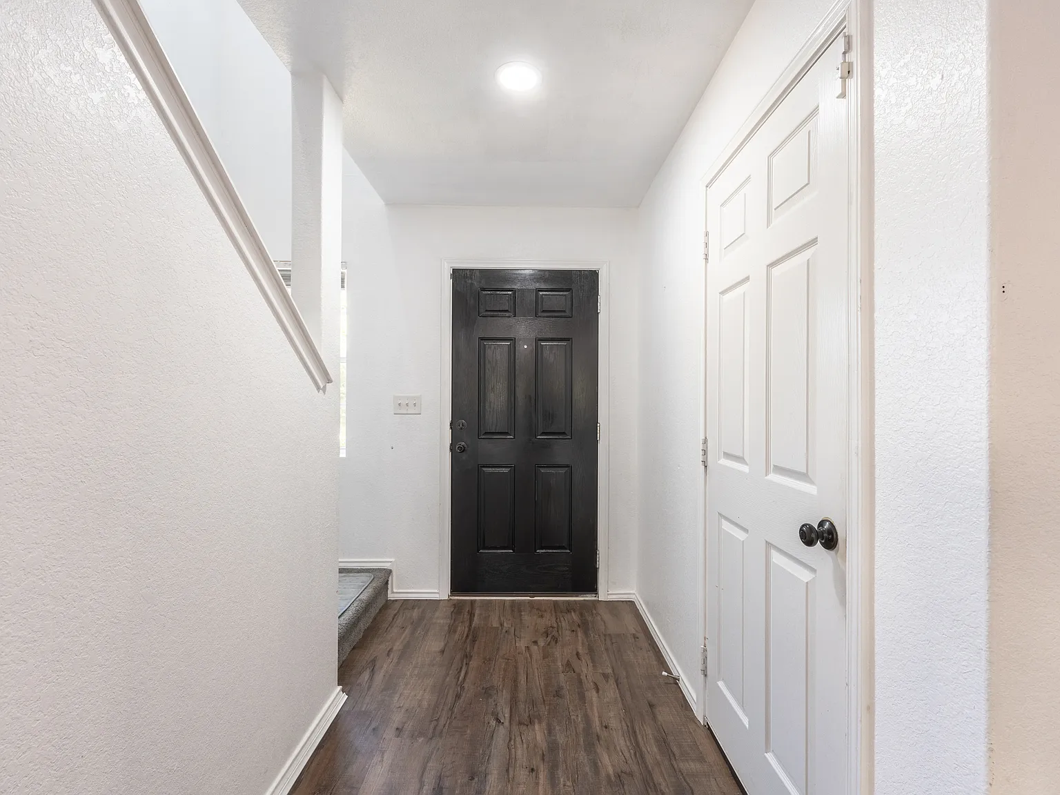 4 bed, 2044 sqft, $1,650 — Photo 4