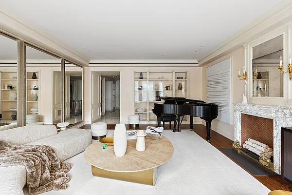 Living room, photo 7