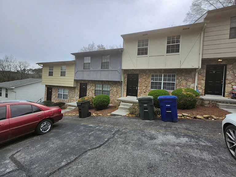4116 Maple Terrace Ln — Photo 1