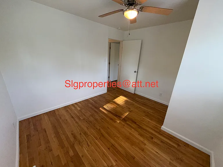21 Kentucky Dr — Photo 17