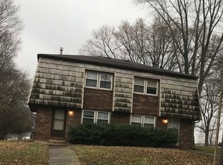 1501 Hovey Ave, Normal, IL 61761