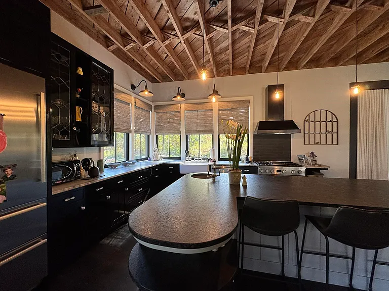57 Taconic Rd — Photo 6