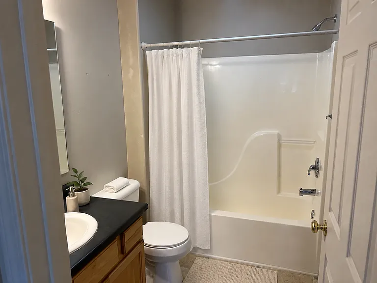515 Michael Grove Ave #28 — Photo 12