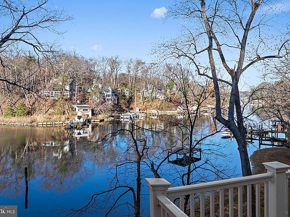 4th image of 1812 Shore Dr