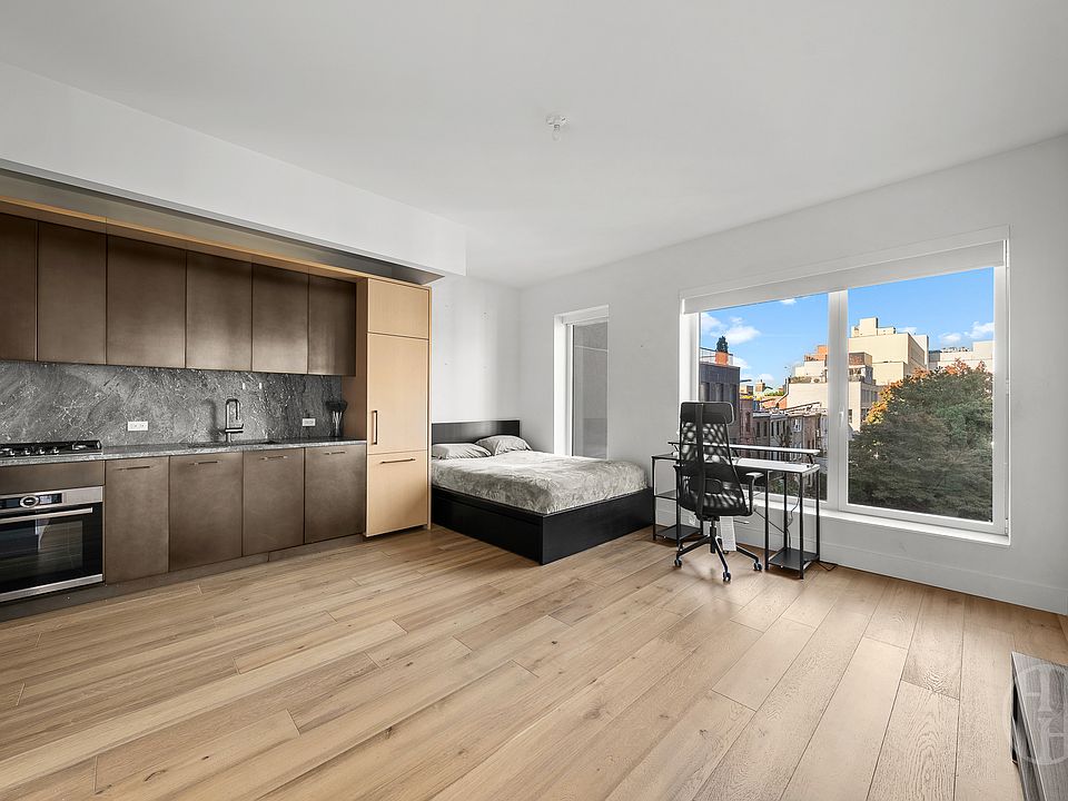 1st image of 561 Pacific St #401