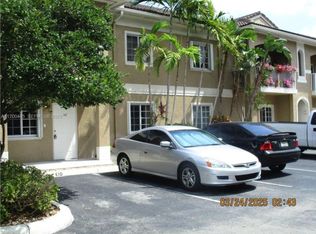 2-4802 Washington St #2, Hollywood, FL 33021