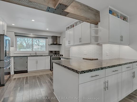 3rd image of 64 Heather St