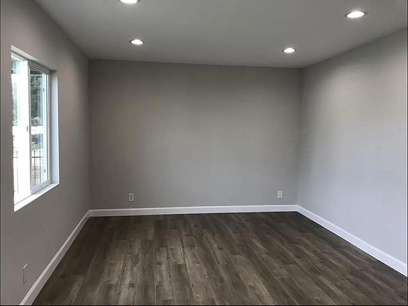 Bedroom #1