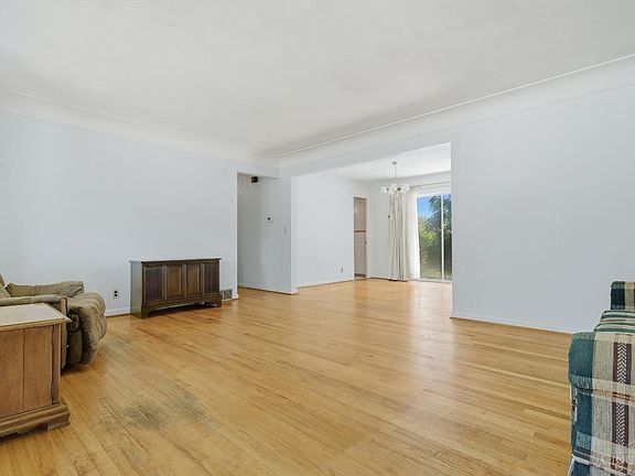 4th image of 106 Etta Ave