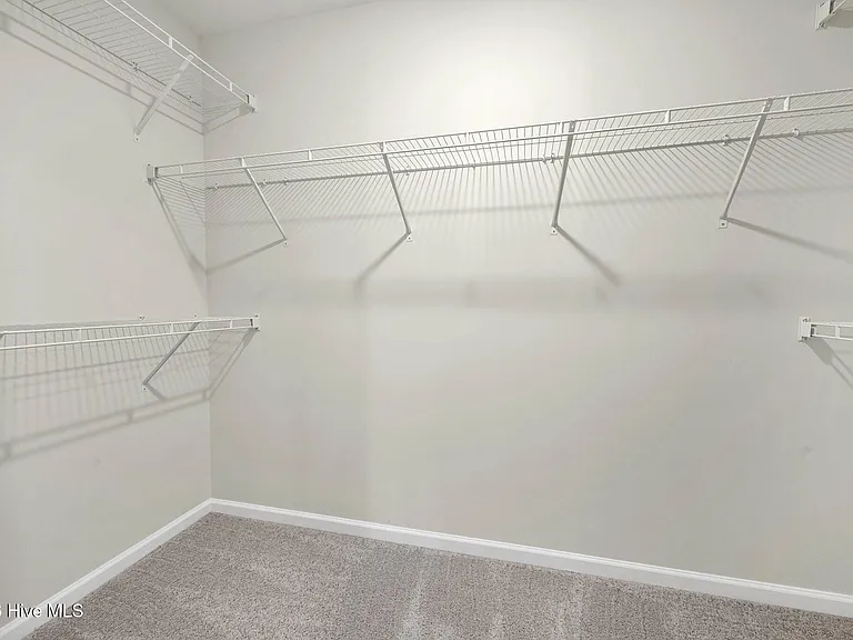 24 W Farley Dr — Photo 12
