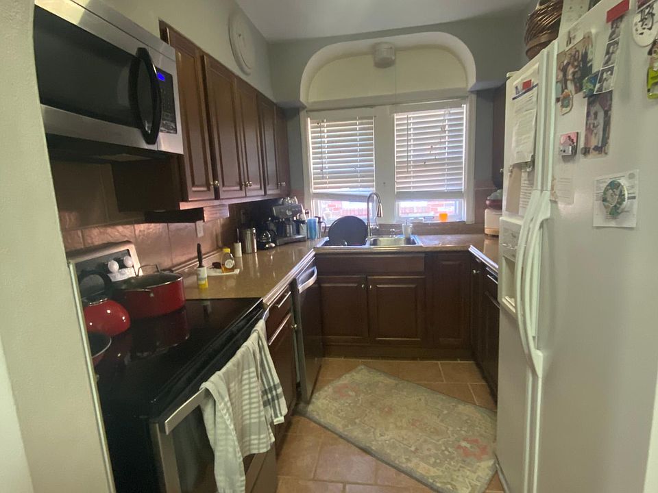 1st image of 5221 Oleatha Ave