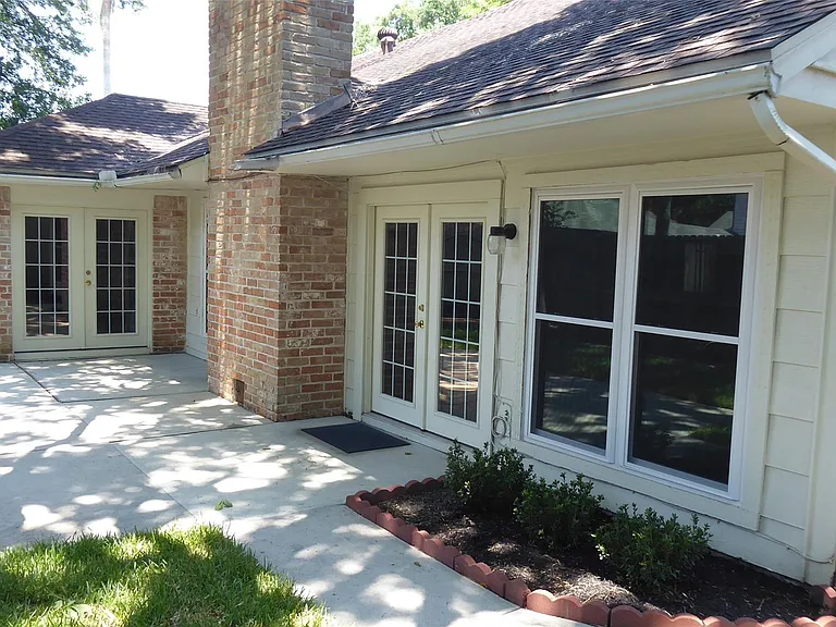 11407 Briar Rose Dr — Photo 36