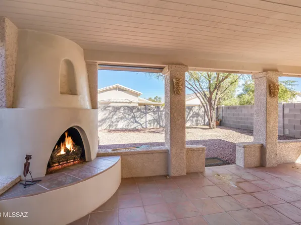 9237 E Corte Arroyo Antiguo, Tucson, AZ 85710