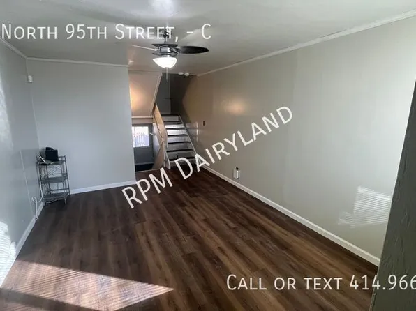 8836 N 95th St, Milwaukee, WI