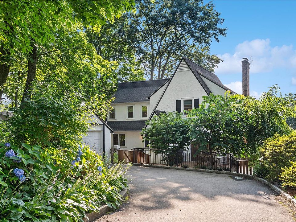 1st image of 21 Judson Avenue