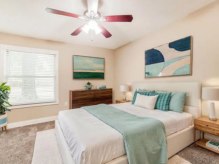 732 Charter Oak Dr — Photo 8