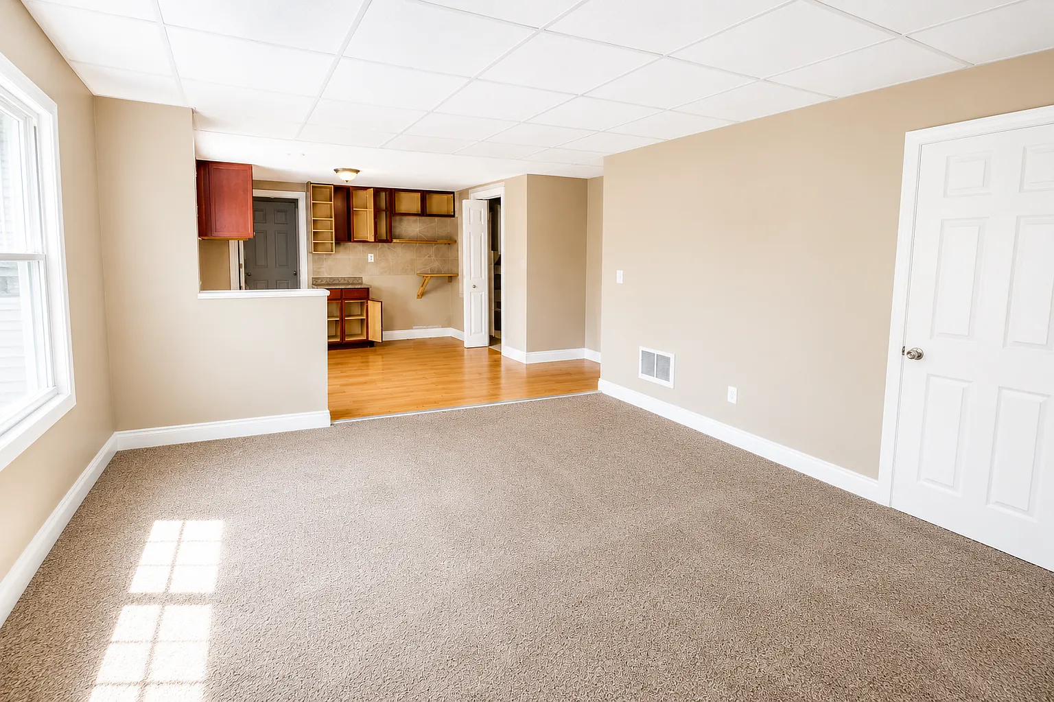 1 bed, 2272 sqft, $650 — Photo 4