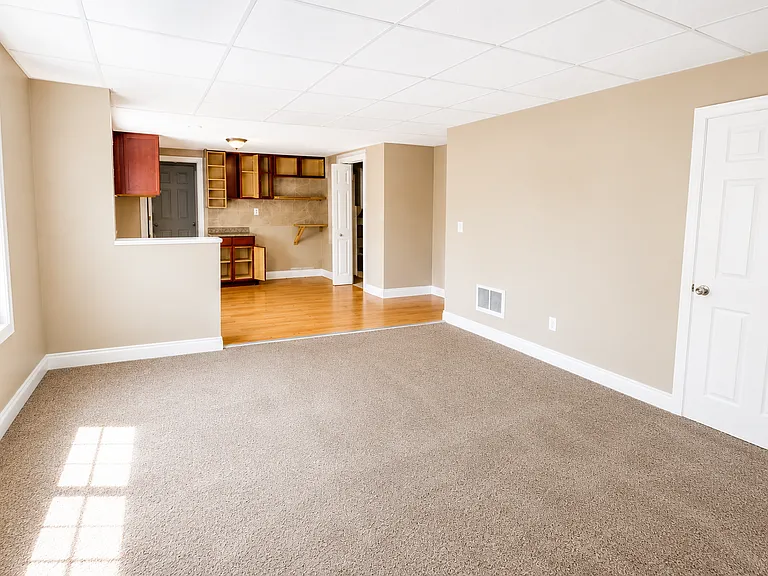 471 Raymer Blvd #DOWNSTAIRS — Photo 4
