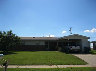 411 A And B Creek Trl, Burns Flat, OK 73624