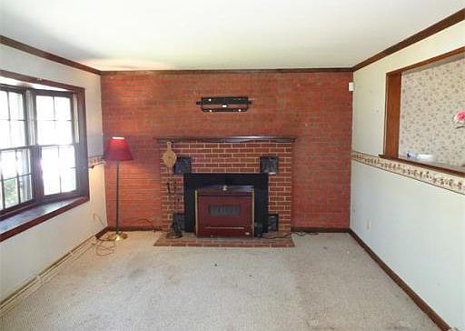 5th image of 10 Clydesdale Ave