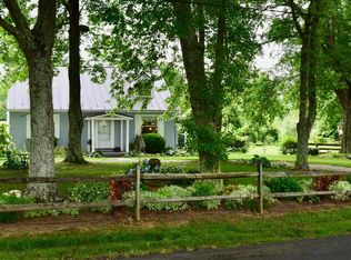 2773 Crenshaw Rd, Marshall, VA 20115